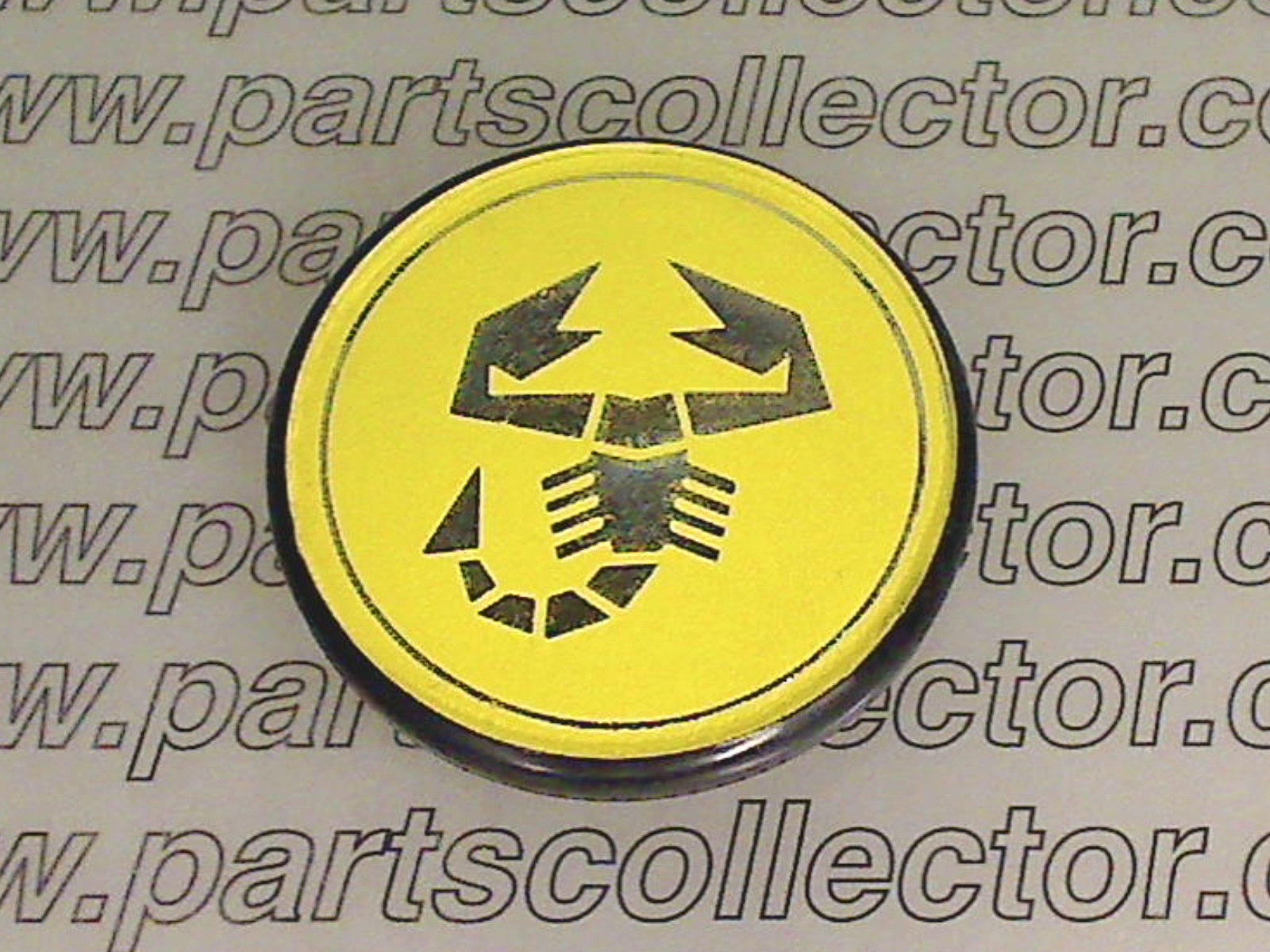 ABARTH  Steering and Wheels code 9957 compatible with: ABARTH 124, ABARTH 131, ABARTH 500, ABARTH 600, ABARTH 850, ABARTH A112, ABARTH ABARTH, ABARTH RITMO